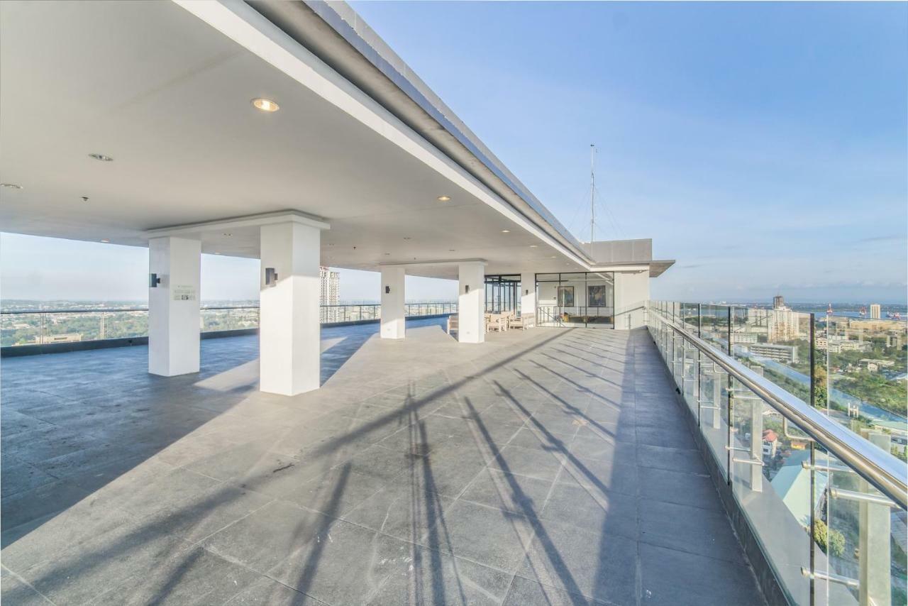 Free Netflix Condo Near It Park With 32-Inch Samsung Hdtv Cebu Stadt Exterior foto