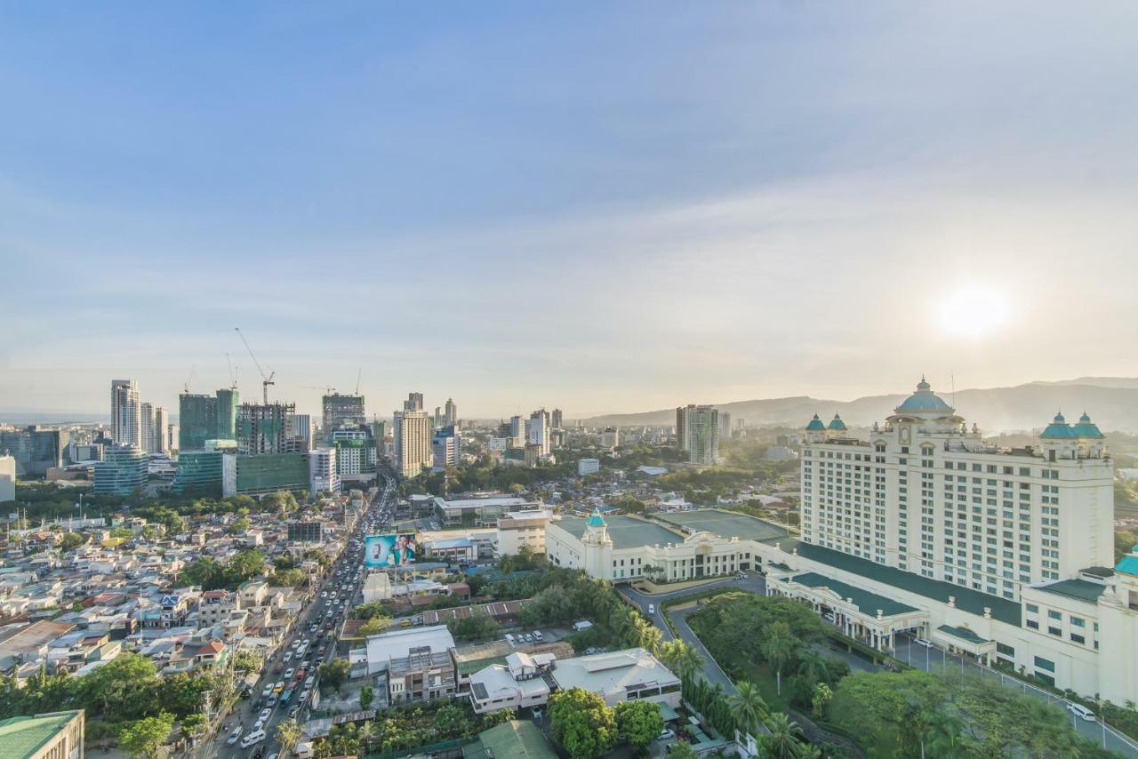Free Netflix Condo Near It Park With 32-Inch Samsung Hdtv Cebu Stadt Exterior foto